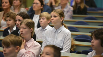 Osoby uczestniczące w podsumowaniu XXXIII edycji Międzynarodowego Konkursu „Kangur Matematyczny”