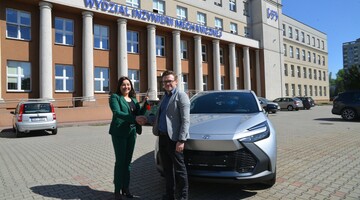 Samochód dla kierunku Inżynieria Samochodów Hybrydowych i Elektrycznych