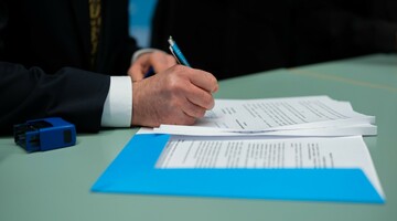 Podpisanie umowy partnerskiej ze szkołami.