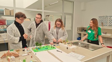 Dzień Drzewa 2025 na Wydziale Infrastruktury i Środowiska Politechniki Częstochowskiej