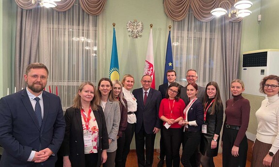 Kolejny dzień Targów Edukacyjnych w Kazachstanie / Another Day of the Education Fair in Kazakhstan (PL/EN)