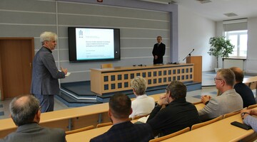 Spotkanie naukowe z Panem dr inż. Piotrem Michalakiem z AGH w Krakowie