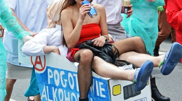 Uczestnicy Korowodu studenckiego w ramach Juwenaliów 2025