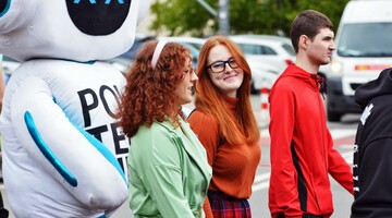 Uczestnicy Korowodu studenckiego w ramach Juwenaliów 2025