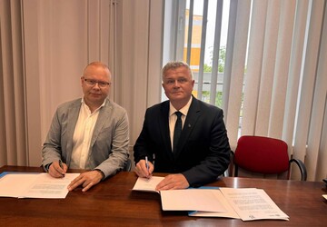 Podpisanie umowy z Siecią Badawczą Łukasiewicz – Instytutem Technologii Eksploatacji w Radomiu