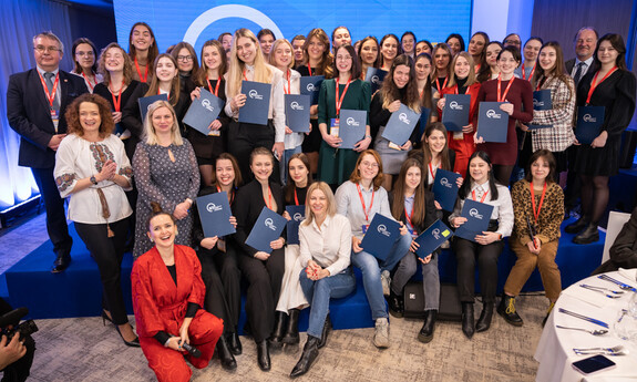 Stypendium w ramach programu “New Technologies for Women - Ukraine” dla naszych studentek 