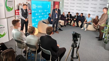 Politechnika Częstochowska aktywnie włącza się w debatę o przyszłości młodych mieszkańców regionu.